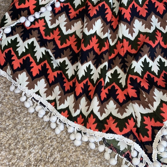 Shosho Shorts - Picture 3 of 9